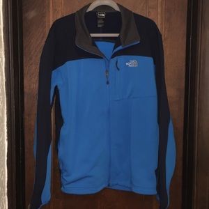 The North Face Mens Momentum Jacket
